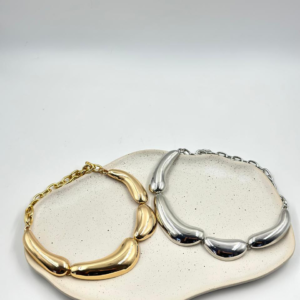 Colar de aro com gotas alongadas