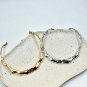 Colar de aro ondulado