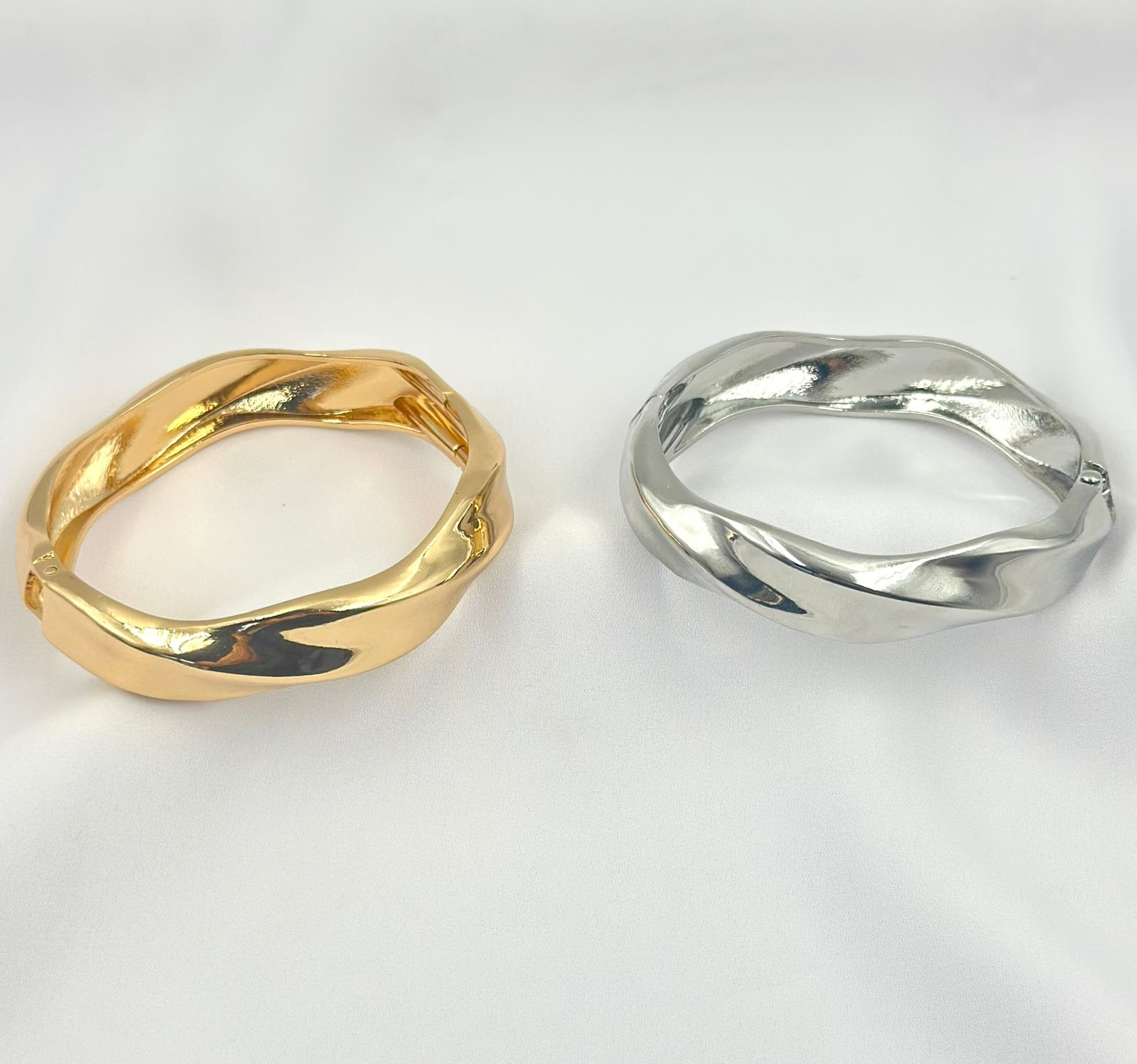 Bracelete Levemente Ondulado