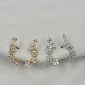 Brinco Ear Cuff Com Cinco flores de Pedras Cravejadas