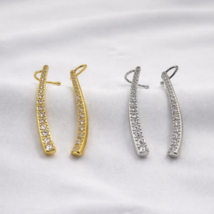 Brinco Ear Cuff Cravejado