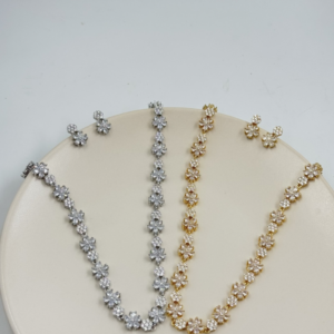 Conjunto Riviera Flores Cravejadas
