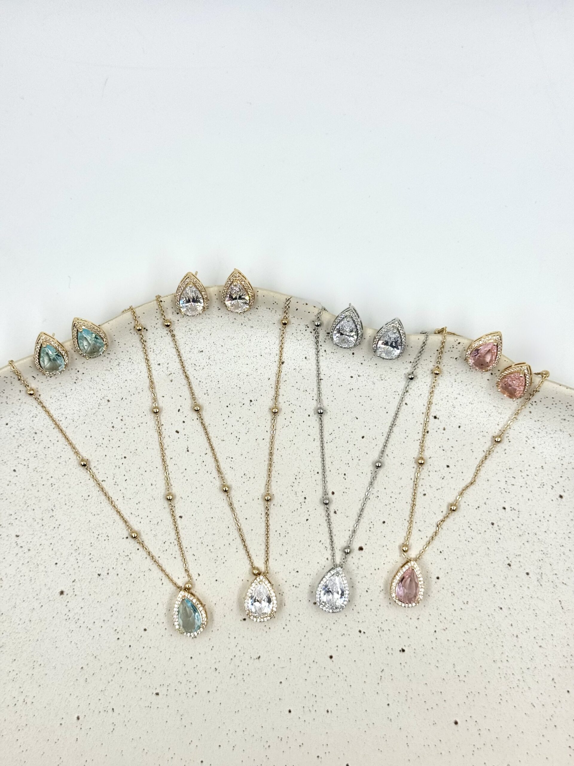 Conjunto Gota Entorno
