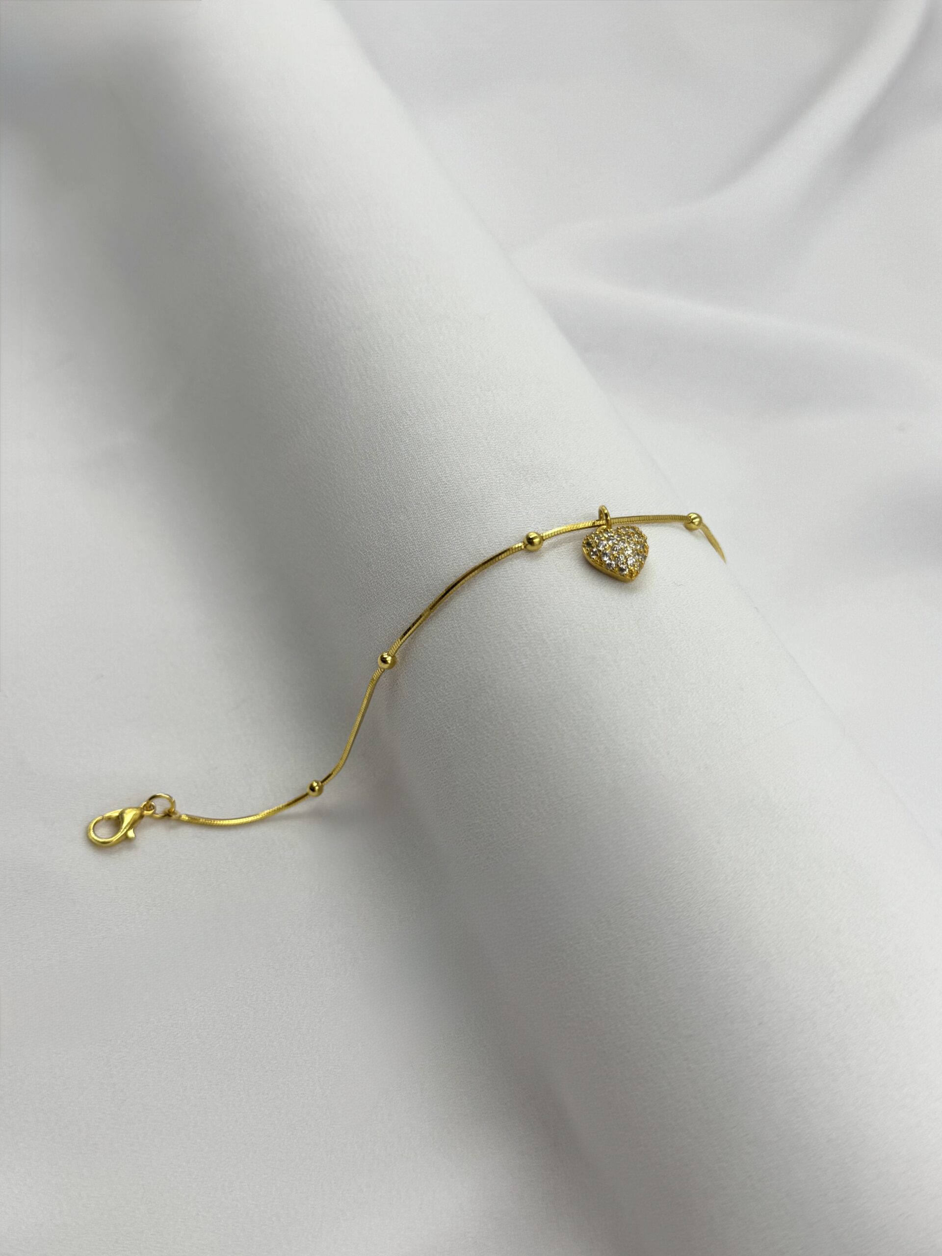 Pulseira Com Pingente Coração Cravejado