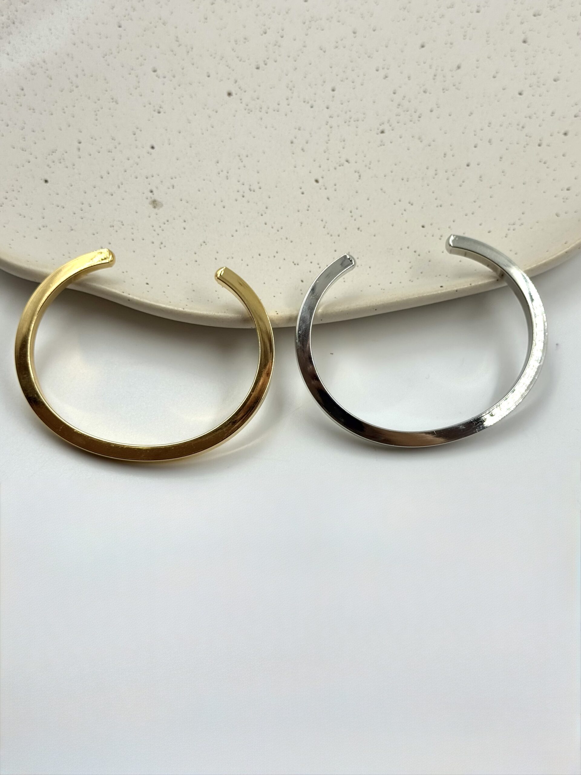 Bracelete Liso Achatado