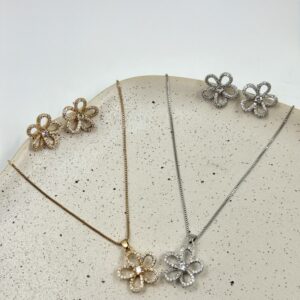 Conjunto Flor Cravejado