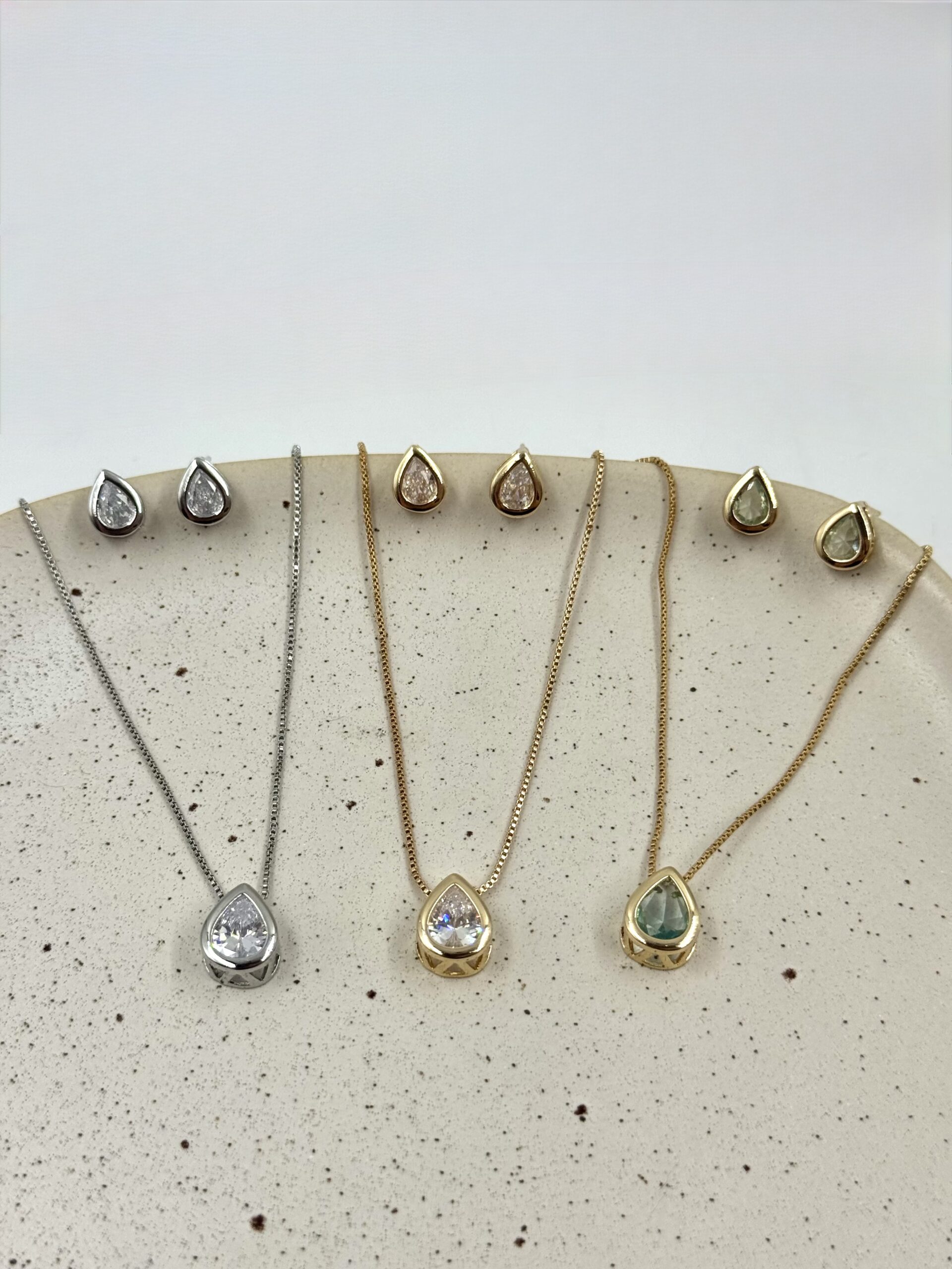 Conjunto Gota Entorno