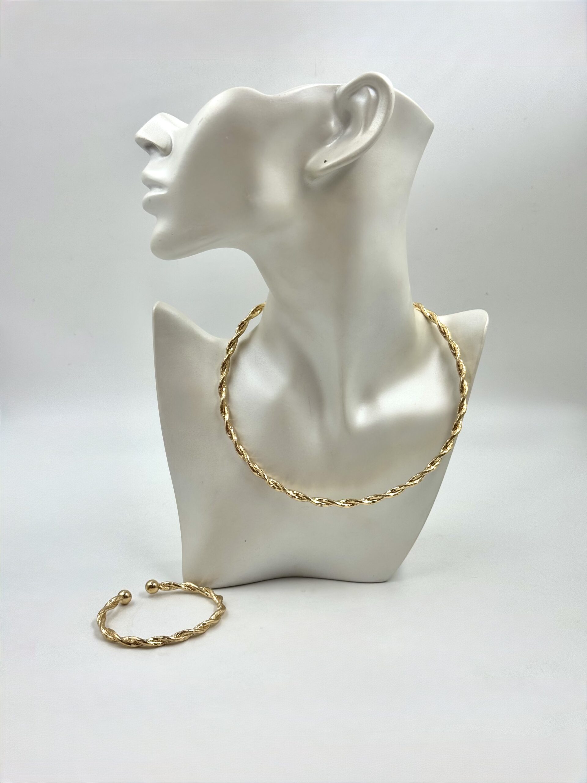 Conjunto Colar e Bracelete Torcido