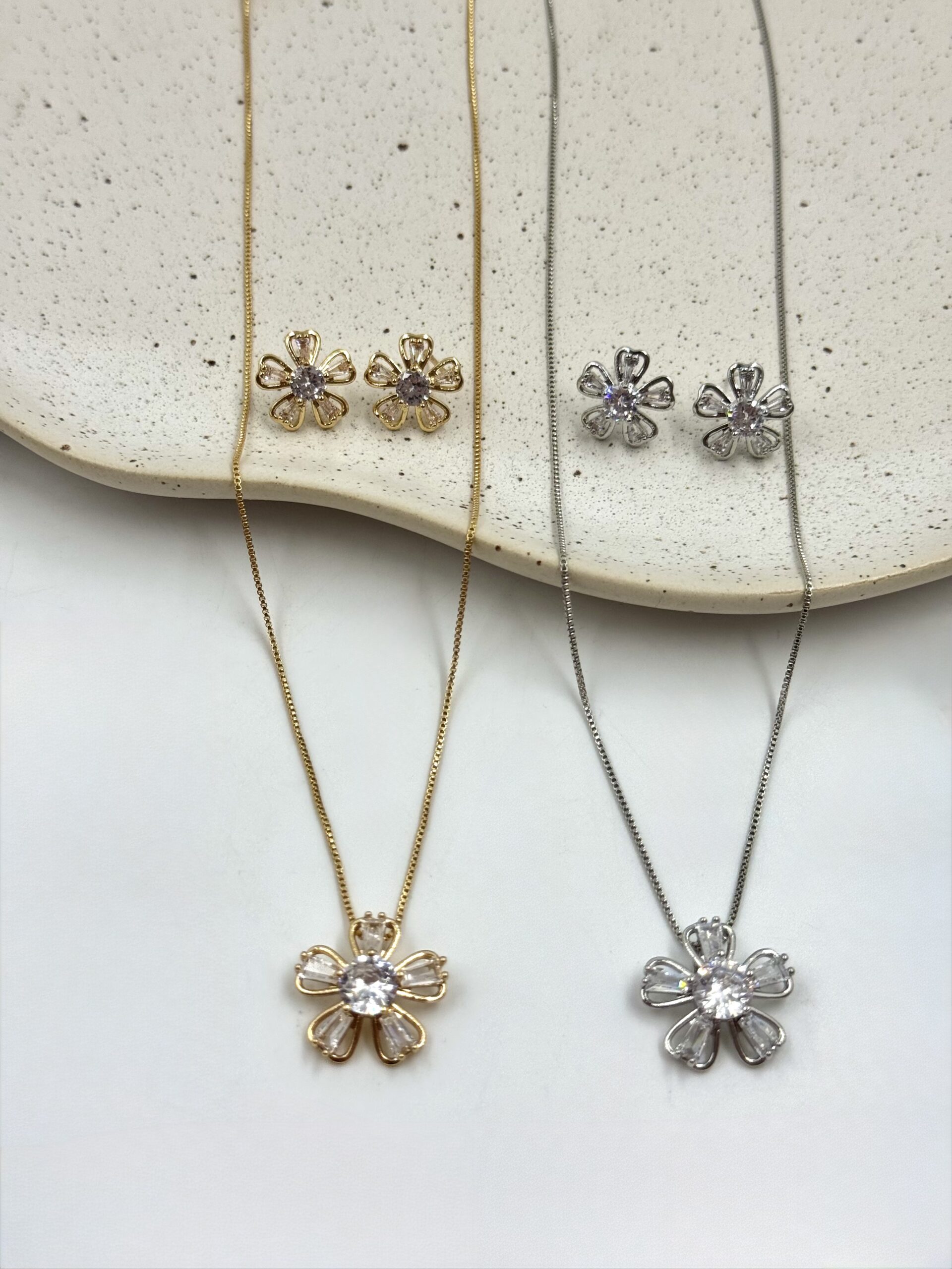 Conjunto Flor Miolo