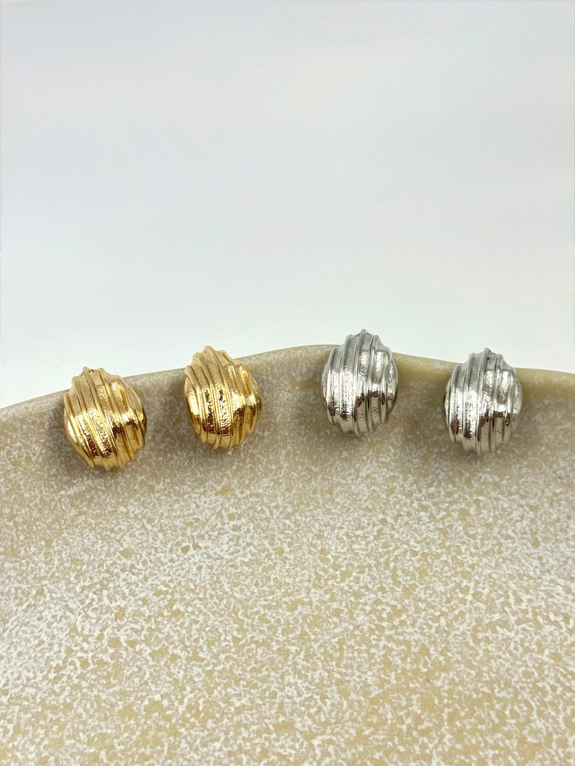 Brinco Argola Gota Texturizada