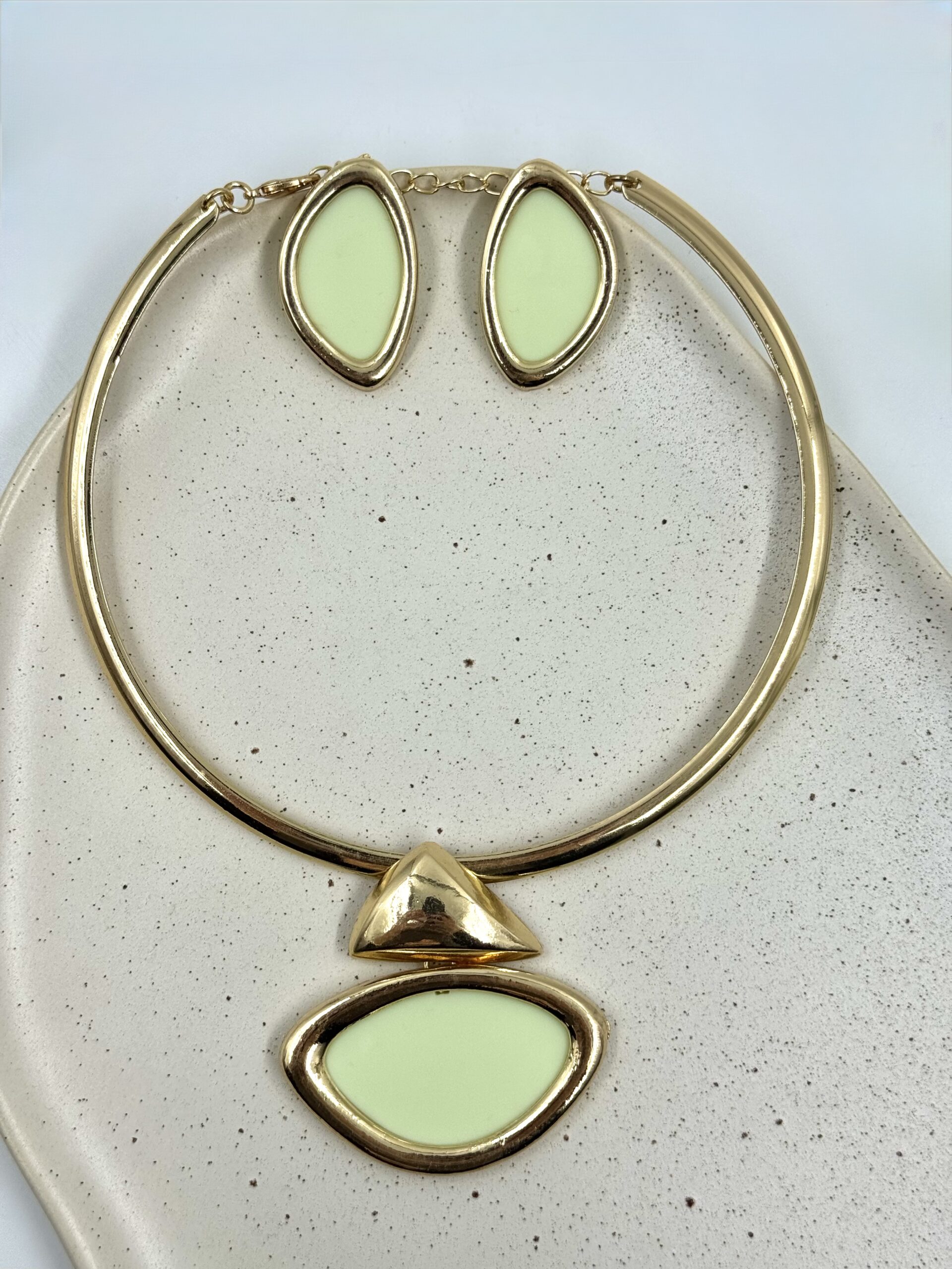 Conjunto Aro Formato Gota