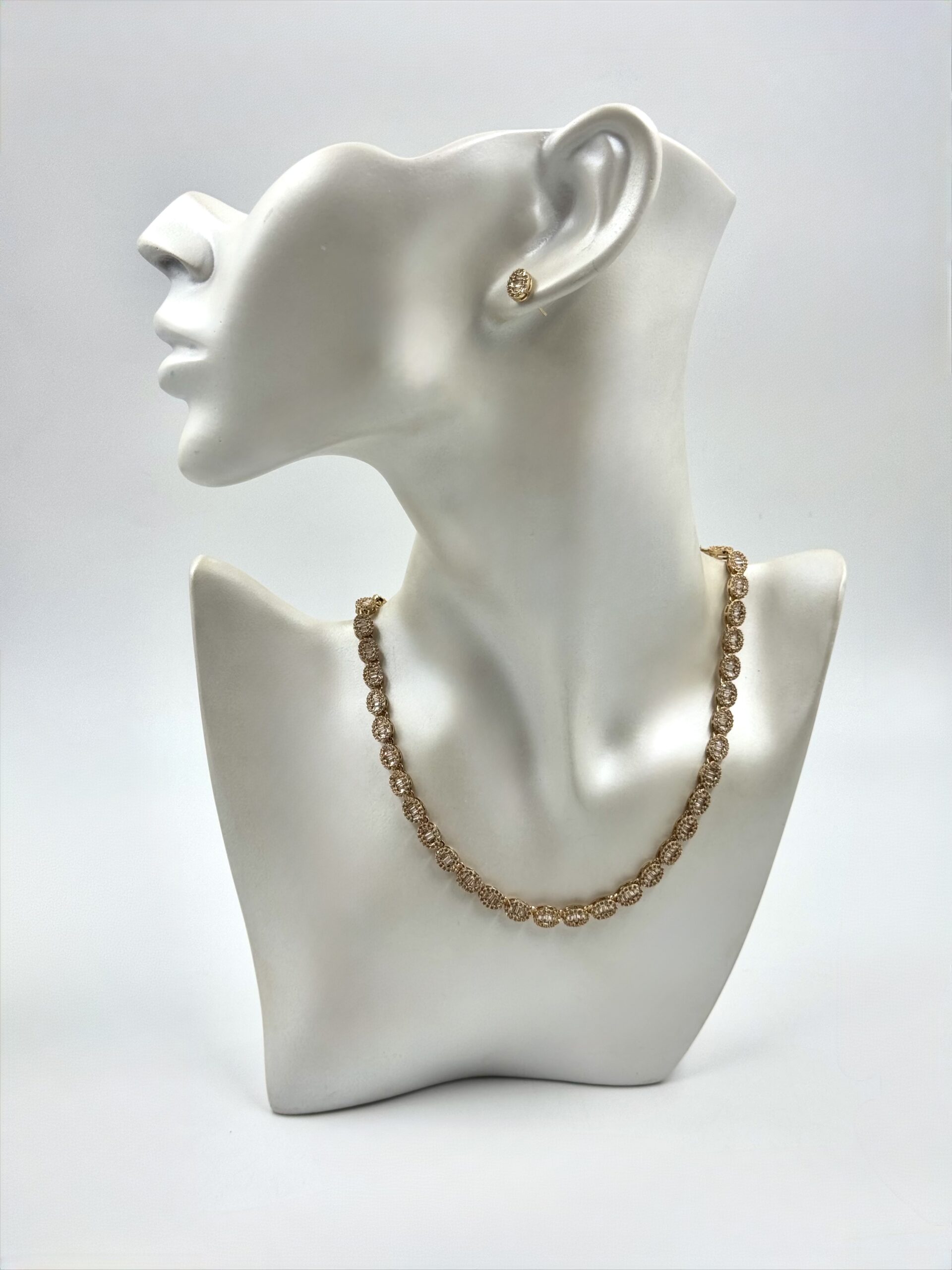 Conjunto Riviera Oval